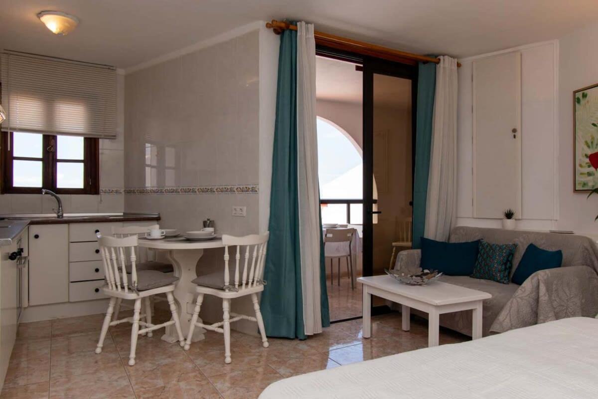 Parque Santiago II 269 - Studio With Sea And Pool Views Playa de las Americas  Zewnętrze zdjęcie